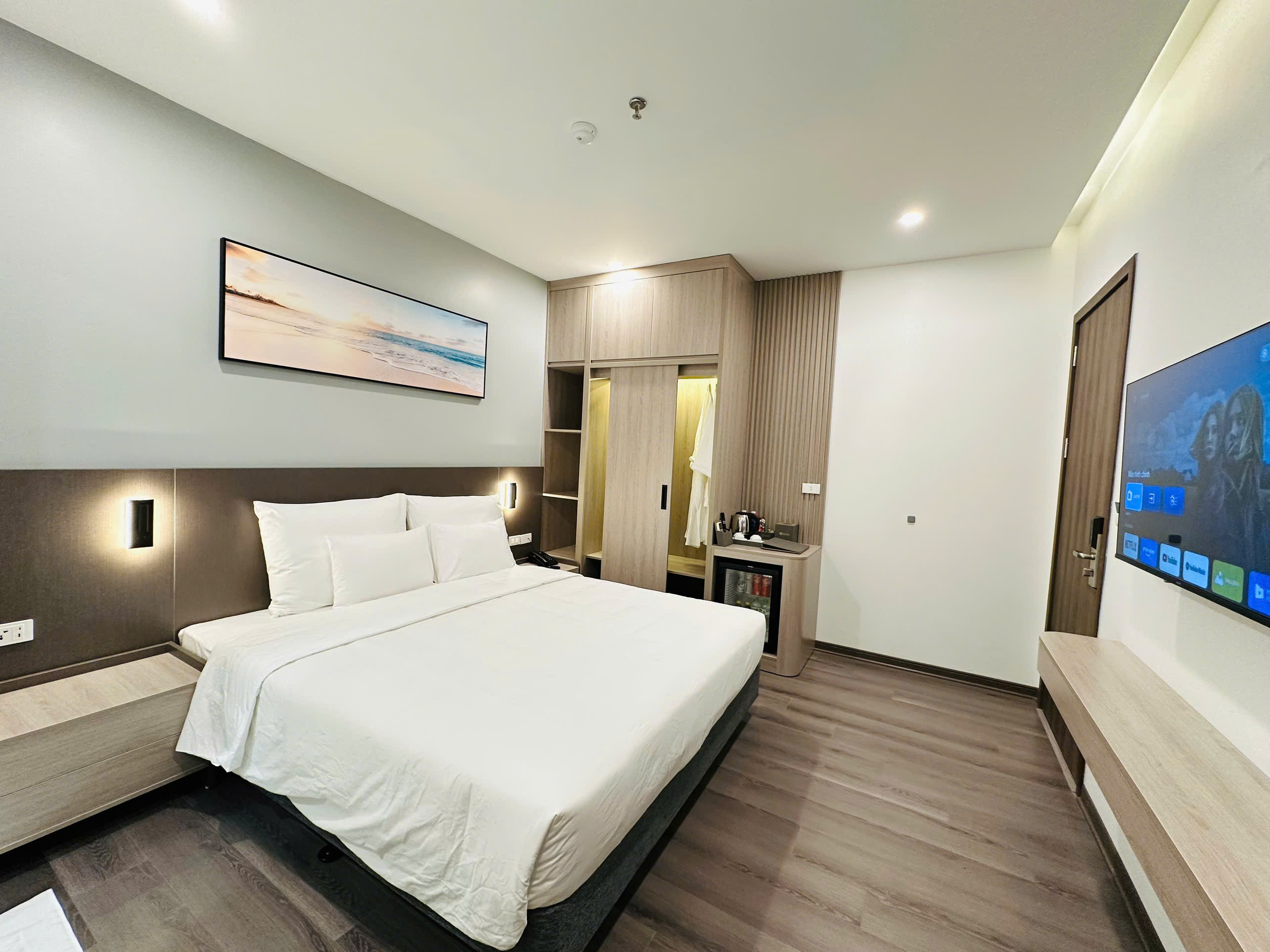 Room Image 1